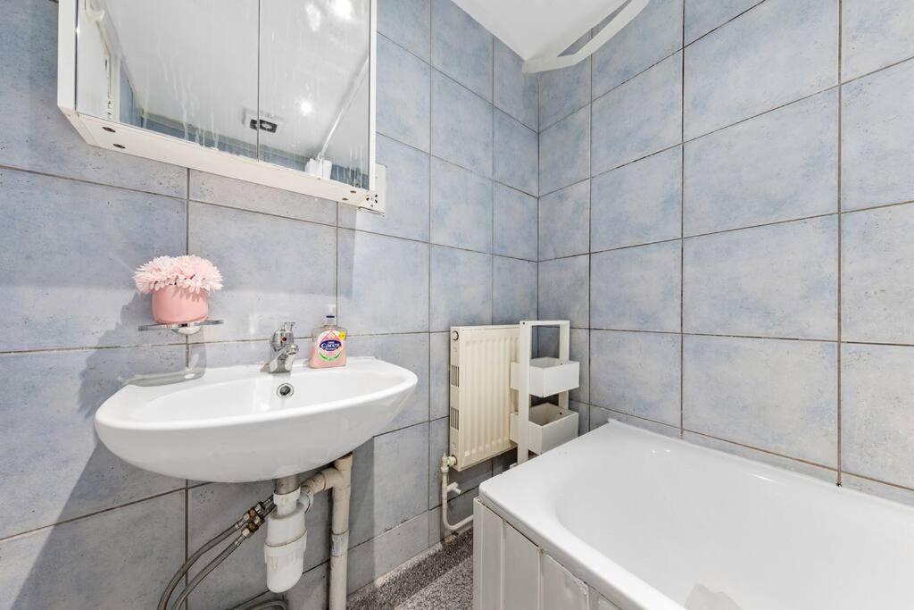 伦敦1Br Modern Flat On Edgware Rd Ed3公寓 外观 照片